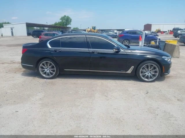 BMW 750 iL* xDrive* Bowers&Wilkins* ПАНО* FULL* - автомобили, коли, обяви за нови и употребявани 11