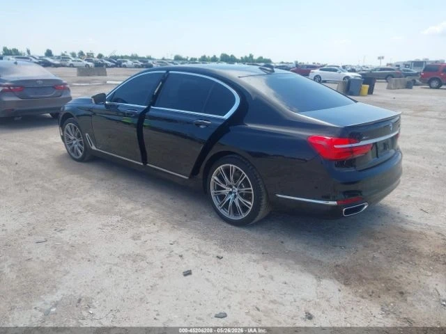 BMW 750 iL* xDrive* Bowers&Wilkins* ПАНО* FULL* - автомобили, коли, обяви за нови и употребявани 2