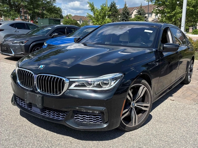 BMW 750 MPACK* ОБДУХ* МАСАЖ* 360* TV* BOWERS&WILKINS - автомобили, коли, обяви за нови и употребявани 0