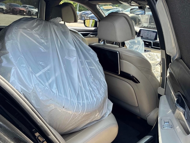 BMW 750 MPACK* ОБДУХ* МАСАЖ* 360* TV* BOWERS&WILKINS - автомобили, коли, обяви за нови и употребявани 11