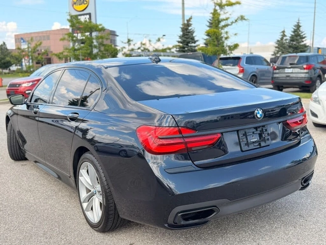 BMW 750 Li M SPORT xDrive* BOWERS & WILKINS* DISTRONIC* - автомобили, коли, обяви за нови и употребявани 6