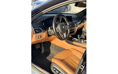 BMW 750 Li M SPORT xDrive* BOWERS & WILKINS* DISTRONIC* - автомобили, коли, обяви за нови и употребявани 9