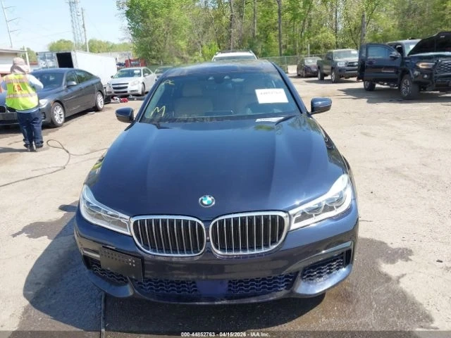 BMW 750 XDRIVE* M-PACK* ПОДГРЕВ* ОБДУХ* HARMAN* HUD* - автомобили, коли, обяви за нови и употребявани 2