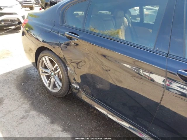 BMW 750 XDRIVE* M-PACK* ПОДГРЕВ* ОБДУХ* HARMAN* HUD* - автомобили, коли, обяви за нови и употребявани 6
