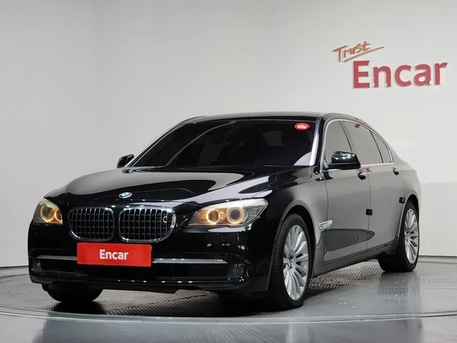 BMW 750 LI - автомобили, коли, обяви за нови и употребявани 0
