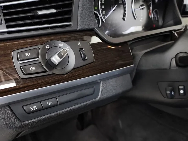 BMW 750 LI - автомобили, коли, обяви за нови и употребявани 15