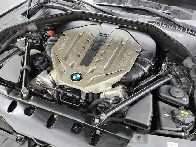 BMW 750 LI - автомобили, коли, обяви за нови и употребявани 5