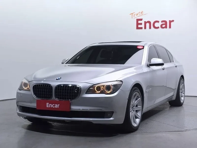 BMW 750 LI - автомобили, коли, обяви за нови и употребявани 0