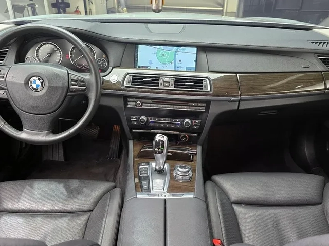 BMW 750 LI - автомобили, коли, обяви за нови и употребявани 6