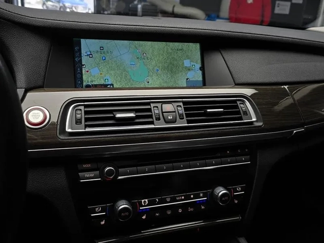 BMW 750 Li - автомобили, коли, обяви за нови и употребявани 13