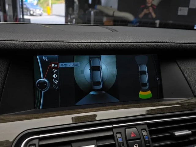 BMW 750 Li - автомобили, коли, обяви за нови и употребявани 14