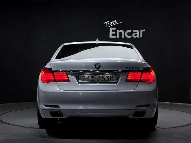 BMW 750 Li - автомобили, коли, обяви за нови и употребявани 3