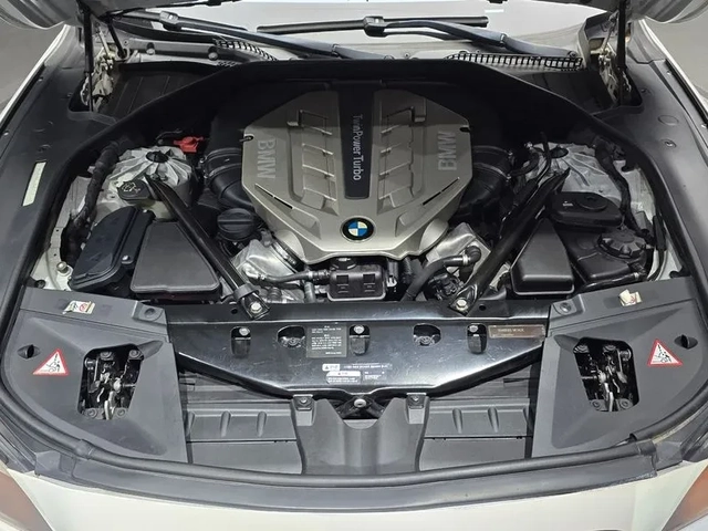 BMW 750 Li - автомобили, коли, обяви за нови и употребявани 5