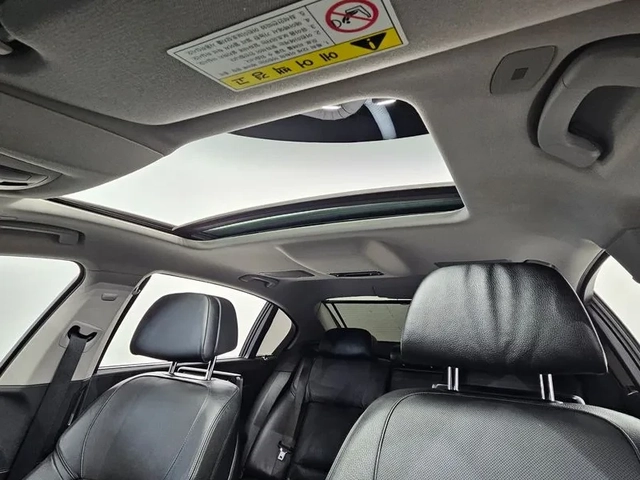 BMW 750 Li xDrive - автомобили, коли, обяви за нови и употребявани 11