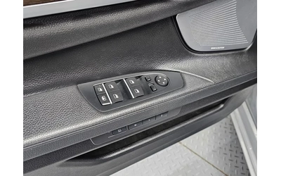 BMW 750 Li xDrive - автомобили, коли, обяви за нови и употребявани 13