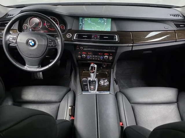 BMW 750 LI - автомобили, коли, обяви за нови и употребявани 6