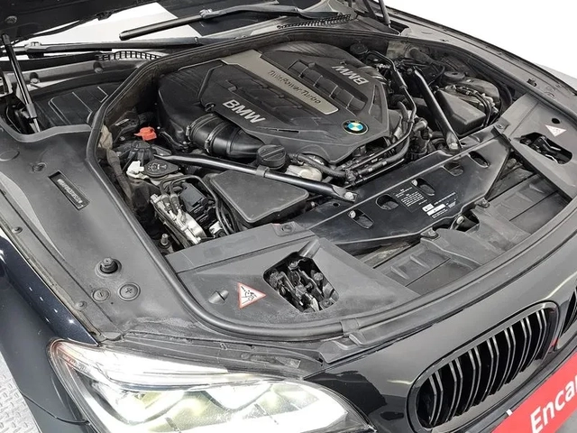 BMW 750 LI xDrive - автомобили, коли, обяви за нови и употребявани 5