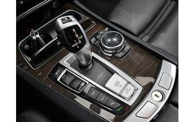 BMW 750 LI xDrive - автомобили, коли, обяви за нови и употребявани 8