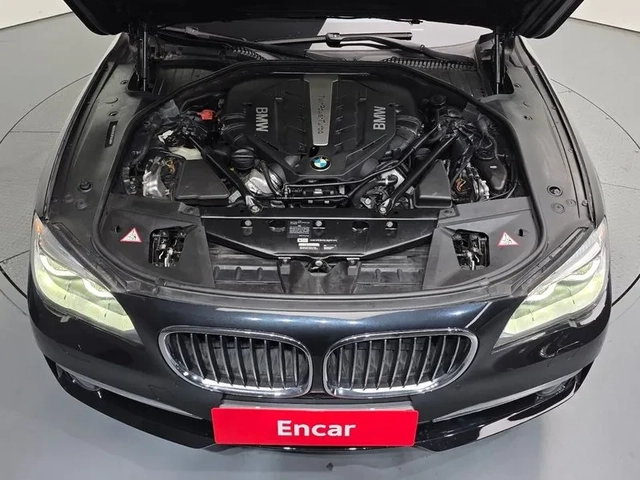 BMW 750 LI xDrive - автомобили, коли, обяви за нови и употребявани 5