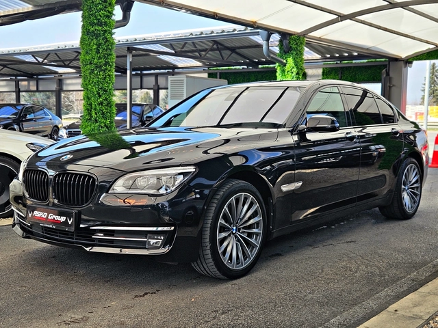 BMW 750 M/XD/SHADOW/DISTR/HUD/360CAM/ВАКУУМ/ОБДУХ/AMBI/LIZ - автомобили, коли, обяви за нови и употребявани 0