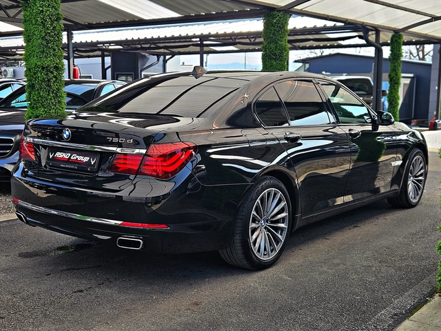 BMW 750 M/XD/SHADOW/DISTR/HUD/360CAM/ВАКУУМ/ОБДУХ/AMBI/LIZ - автомобили, коли, обяви за нови и употребявани 4