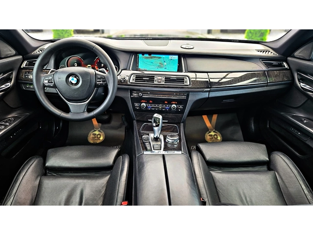 BMW 750 M/XD/SHADOW/DISTR/HUD/360CAM/ВАКУУМ/ОБДУХ/AMBI/LIZ - автомобили, коли, обяви за нови и употребявани 7