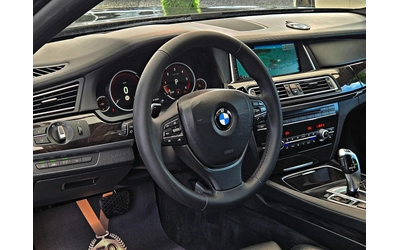 BMW 750 M/XD/SHADOW/DISTR/HUD/360CAM/ВАКУУМ/ОБДУХ/AMBI/LIZ - автомобили, коли, обяви за нови и употребявани 9