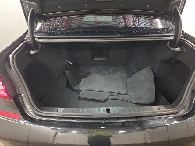 BMW 750 AWD* 93 000 KM * FULL EXTRAS - автомобили, коли, обяви за нови и употребявани 10