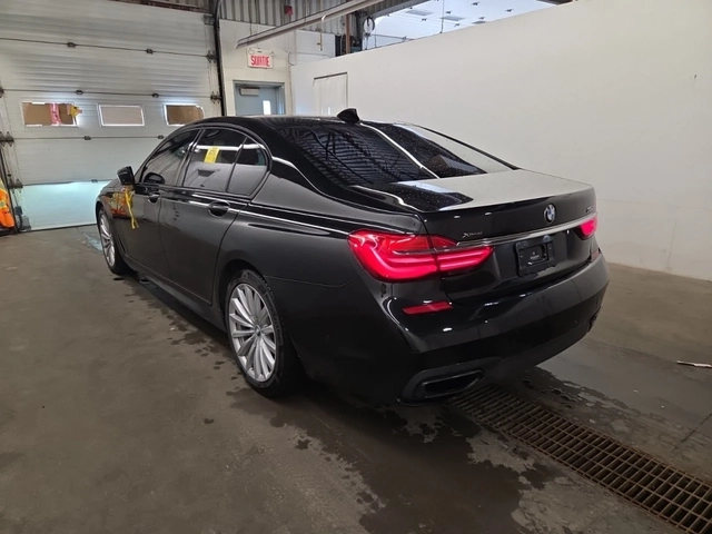 BMW 750 AWD* 93 000 KM * FULL EXTRAS - автомобили, коли, обяви за нови и употребявани 5