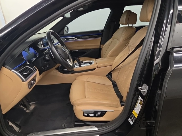 BMW 750 AWD* 93 000 KM * FULL EXTRAS - автомобили, коли, обяви за нови и употребявани 6
