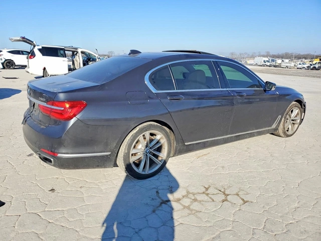 BMW 750 XDRIVE * КРАЙНА ЦЕНА НА КУПИ СЕГА* - автомобили, коли, обяви за нови и употребявани 3