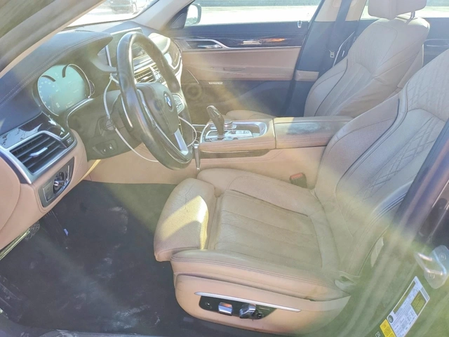 BMW 750 XDRIVE * КРАЙНА ЦЕНА НА КУПИ СЕГА* - автомобили, коли, обяви за нови и употребявани 7