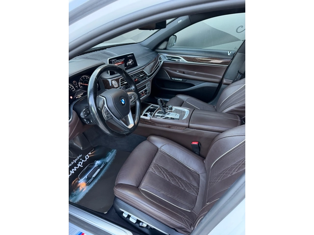 BMW 750 Бартер лизинг - автомобили, коли, обяви за нови и употребявани 7