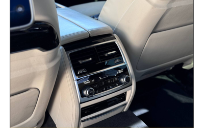 BMW 750 750i xDrive M SPORT LINE - автомобили, коли, обяви за нови и употребявани 17