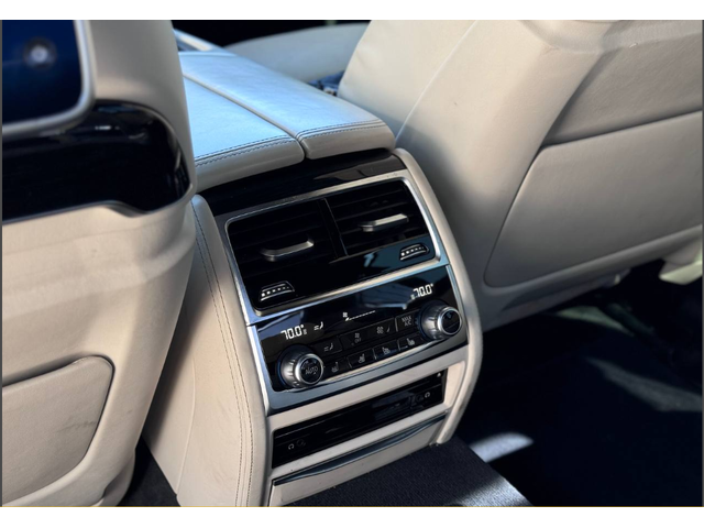 BMW 750 750i xDrive M SPORT LINE - автомобили, коли, обяви за нови и употребявани 17