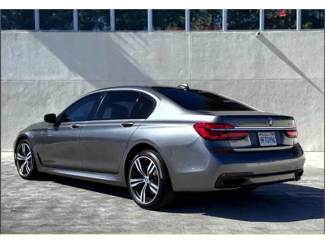 BMW 750 750i xDrive M SPORT LINE - автомобили, коли, обяви за нови и употребявани 3