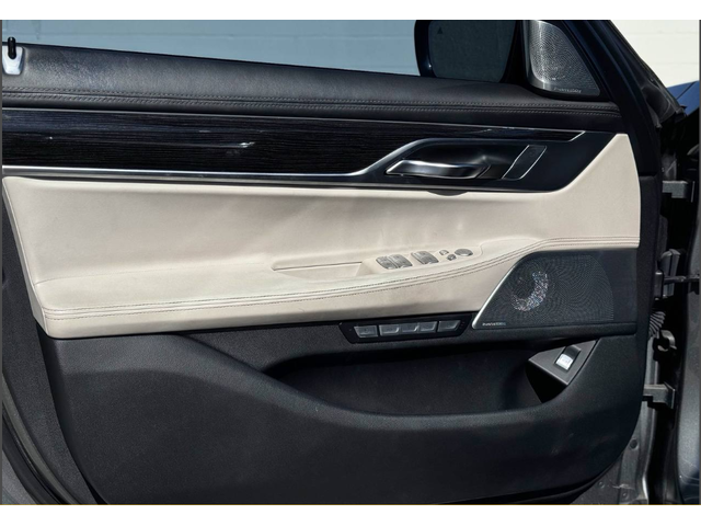 BMW 750 750i xDrive M SPORT LINE - автомобили, коли, обяви за нови и употребявани 5