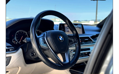 BMW 750 750i xDrive M SPORT LINE - автомобили, коли, обяви за нови и употребявани 8