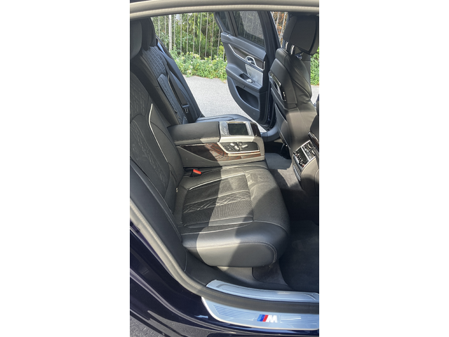 BMW 750 BMW 750 Уникат, Full, Massage, Bower & Wilkins - автомобили, коли, обяви за нови и употребявани 10