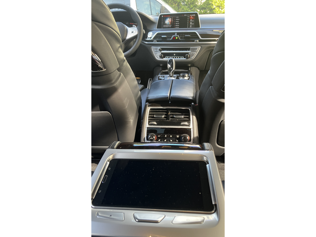 BMW 750 BMW 750 Уникат, Full, Massage, Bower & Wilkins - автомобили, коли, обяви за нови и употребявани 15