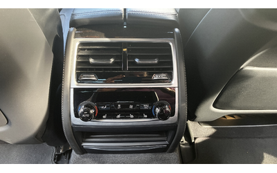 BMW 750 BMW 750 Уникат, Full, Massage, Bower & Wilkins - автомобили, коли, обяви за нови и употребявани 16