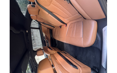 BMW 750 Carbon core M SPORT FUKK - автомобили, коли, обяви за нови и употребявани 10