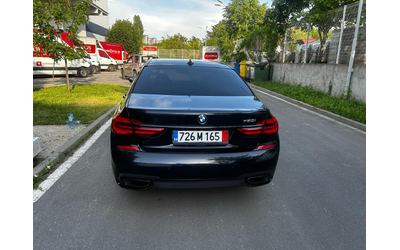BMW 750 Carbon core M SPORT FUKK - автомобили, коли, обяви за нови и употребявани 13