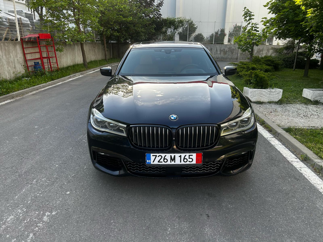 BMW 750 Carbon core M SPORT FUKK - автомобили, коли, обяви за нови и употребявани 3