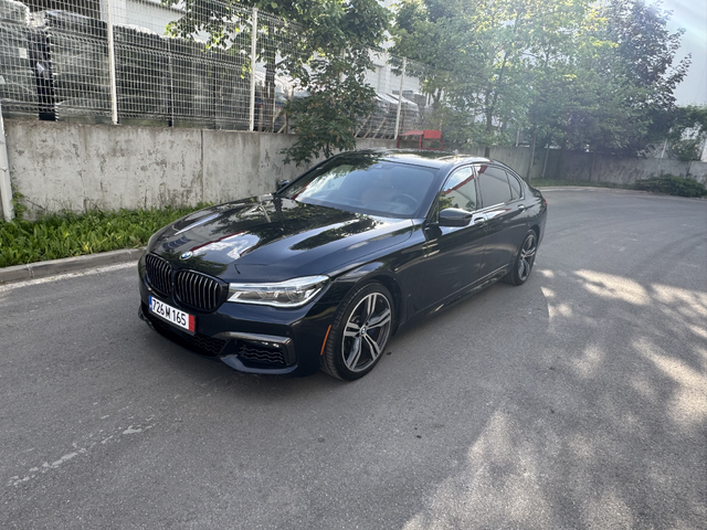 BMW 750 Carbon core M SPORT FUKK - автомобили, коли, обяви за нови и употребявани 4