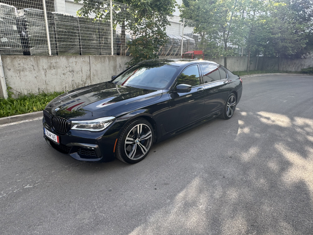 BMW 750 Carbon core M SPORT FUKK - автомобили, коли, обяви за нови и употребявани 5