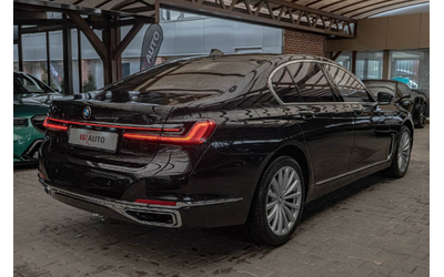 bmw-750-d-xdrive-kamera-360-rse-hud-obduhvane-laser-ambient - 4