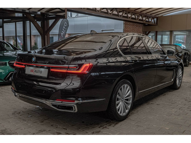 BMW 750 d/xDrive/Камера 360/RSE/HuD/Обдухване/Laser/Ambient/ - автомобили, коли, обяви за нови и употребявани 4