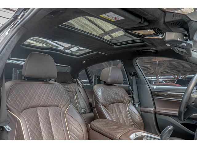 BMW 750 ХLD/RSE/HuD/Bower&Wilkins/Exclusive/СМЕНЕНИ ВЕРИГИ - автомобили, коли, обяви за нови и употребявани 14