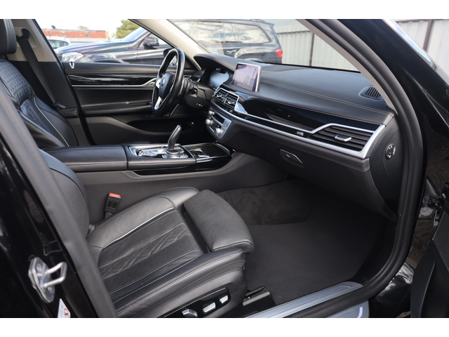 BMW 750 750 - автомобили, коли, обяви за нови и употребявани 6